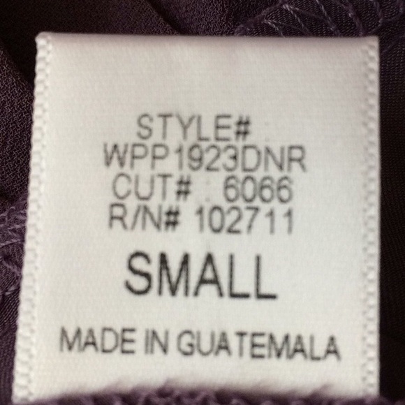 Harlowe & Graham Silky Off-Shoulder Bell Sleeve Tp - Picture 5 of 7